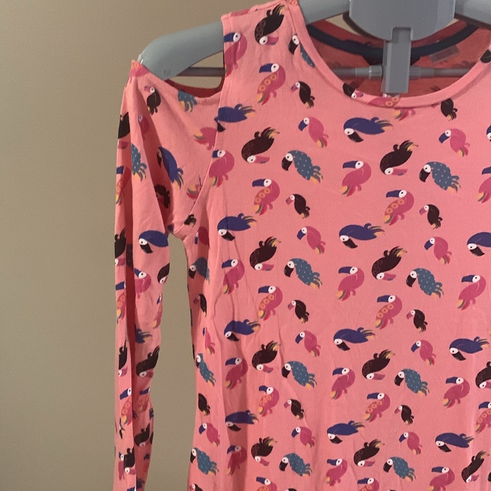 Coupe Collection Pink Top - Picture 3 of 7